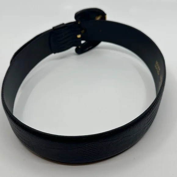Liz Claiborne Black Genuine Leather Belt with Gold Buckle, Sz Small - Picture 5 of 6